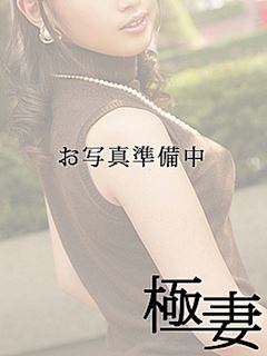 町田のヘルス「町田発・待ち合わせ 人妻 デリバリーヘルス 極上妻～極妻～」みみ(25)のプロフィール写真