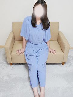 町田のデリヘル「町田発・待ち合わせ 人妻 デリバリーヘルス 極上妻～極妻～」いずみ(32)のプロフィール写真