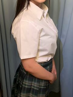 関内・曙町のオナクラ「ゴッドハンド横浜ハンドヘルス」みお(18)のプロフィール写真